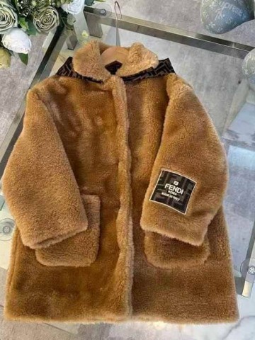 Шуба Fendi