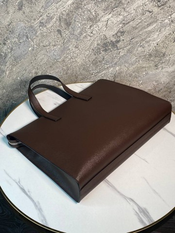 Деловая сумка Prada