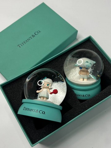 Шар Tiffany & Co.