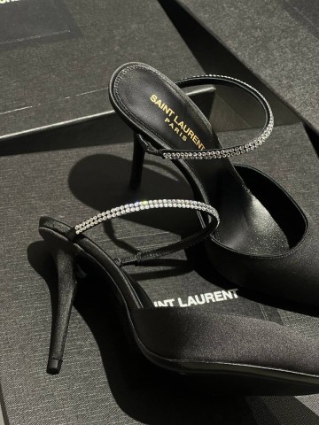 Босоножки Yves Saint Laurent