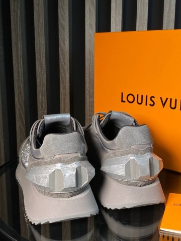 Кроссовки Louis Vuitton