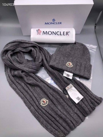 Комплект шапка и шарф Moncler