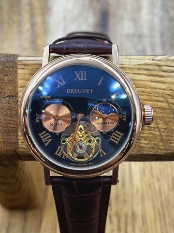 Часы Breguet