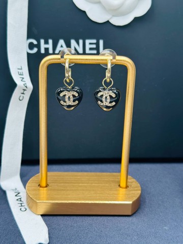 Серьги CHANEL