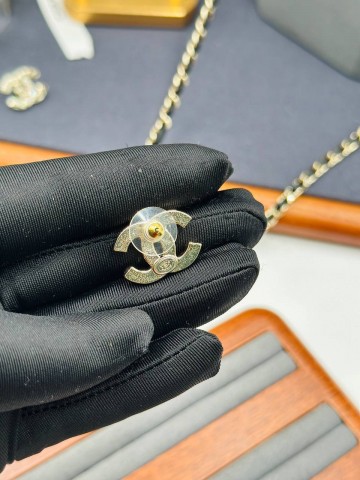 Серьги CHANEL