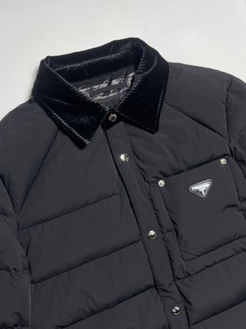 Пуховик Prada