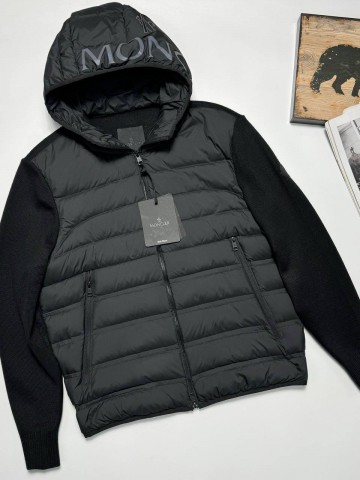 Пуховик Moncler