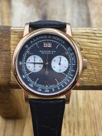 Часы Datograph Flyback