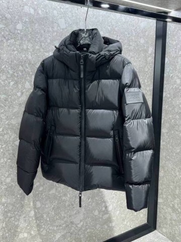 Пуховик Burberry
