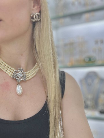 Колье CHANEL
