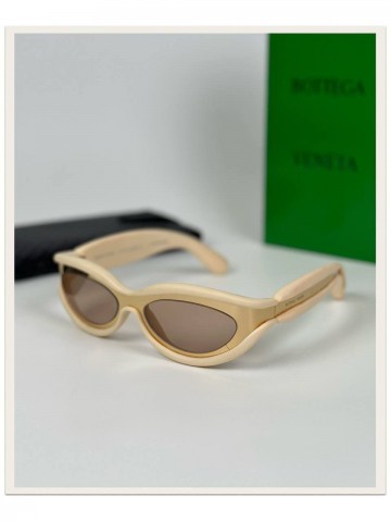 Очки Bottega Veneta
