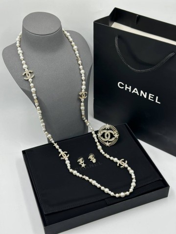 Бусы CHANEL