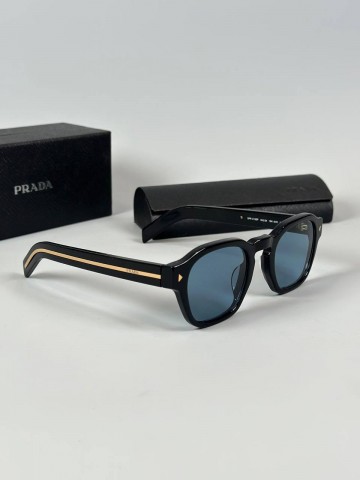 Очки Prada