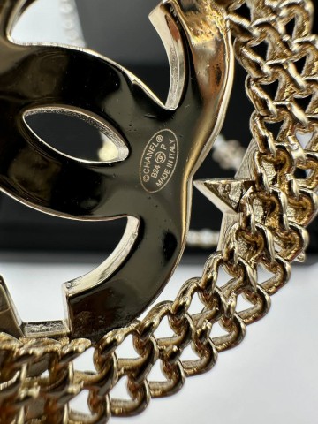 Брошь CHANEL