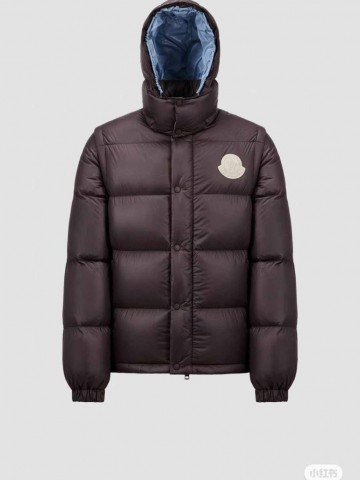 Пуховик Moncler