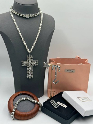 Заколка MIU MIU