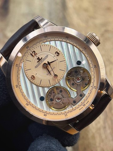 Часы Jaeger-LeCoultre
