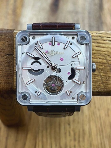 Часы Bell & Ross