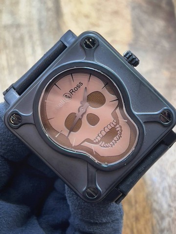Часы Bell & Ross