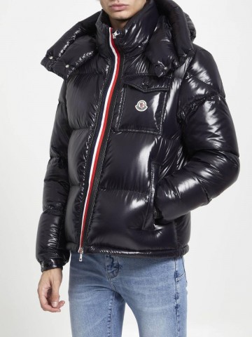 Пуховик Moncler