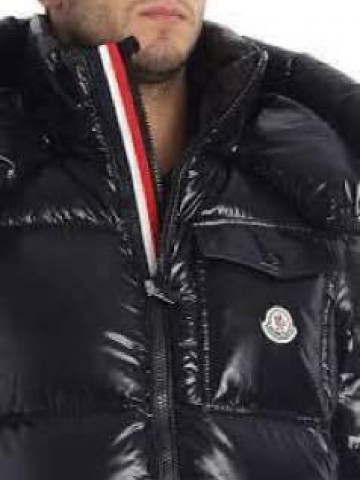 Пуховик Moncler