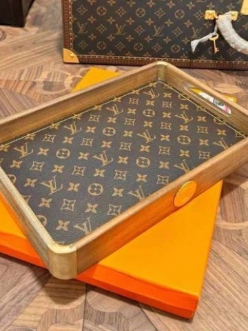 Поднос Louis Vuitton