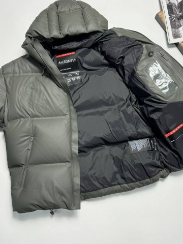 Пуховик Prada