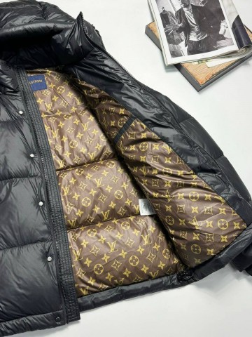 Пуховик Louis Vuitton