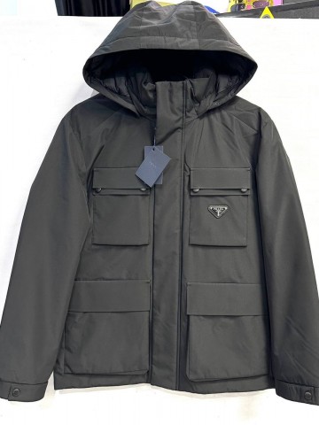 Пуховик Prada