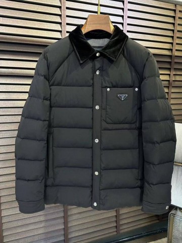 Пуховик Prada