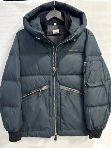 Пуховик Burberry