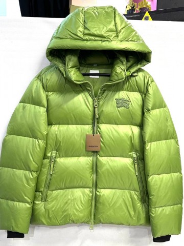 Пуховик Burberry