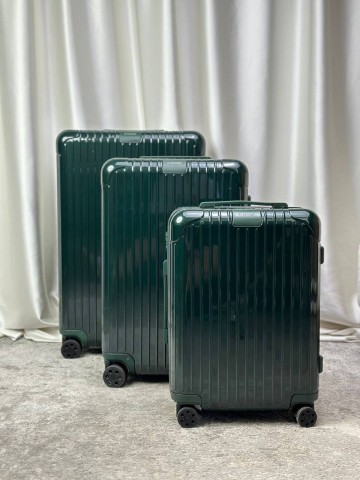 Чемодан Rimowa M