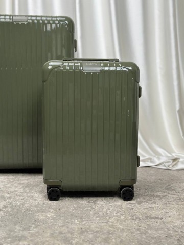 Чемодан Rimowa S