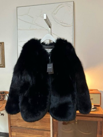 Шуба Yves Saint Laurent