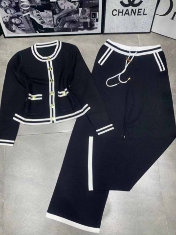 Костюм Balmain