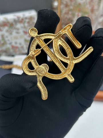 Брошь Dior