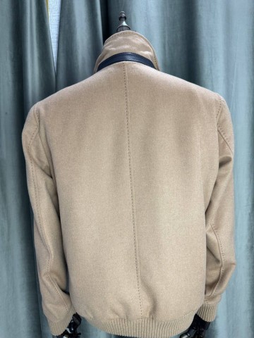 Пуховик Kiton