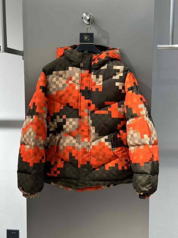 Пуховик Louis Vuitton