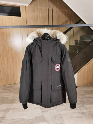 Пуховик Canada Goose