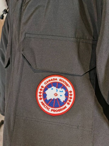 Пуховик Canada Goose