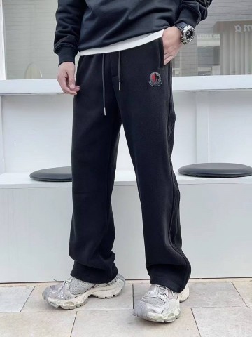 Спортивные штаны Moncler