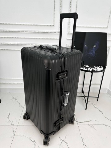 Чемодан Rimowa