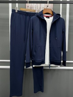 Костюм Kiton