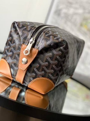 Несессер Goyard
