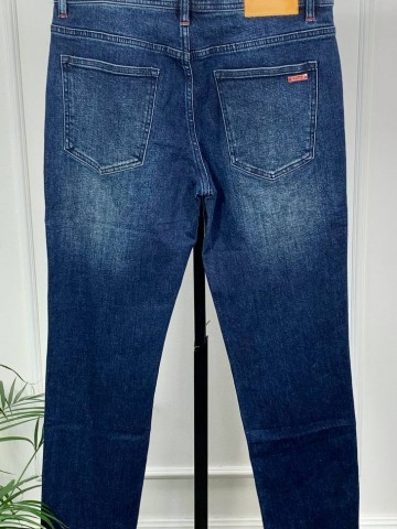 Джинсы Kiton