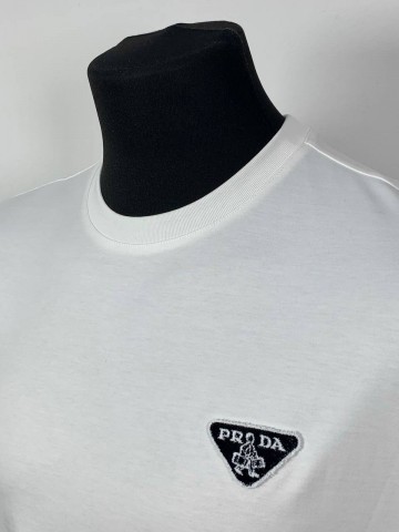 Футболка Prada
