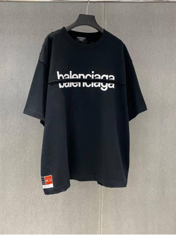 Футболка Balenciaga