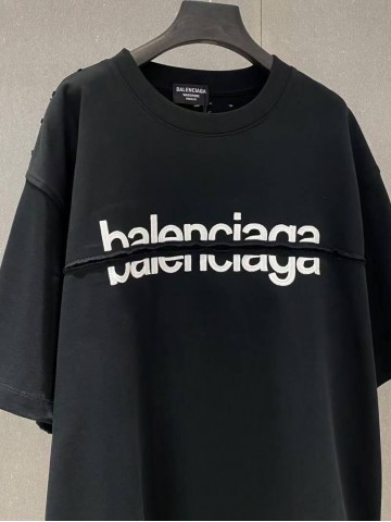 Футболка Balenciaga