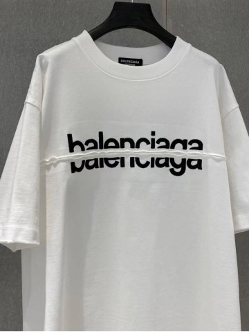 Футболка Balenciaga